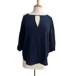 Trina Turk Womens Silk
Keyhole Cold Shoulder Bishop
Sleeve Blouse Navy Size S